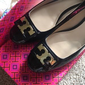 COPY - Tory burch gigi pump
